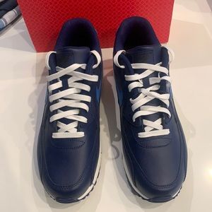 Nike Air Max, never worn